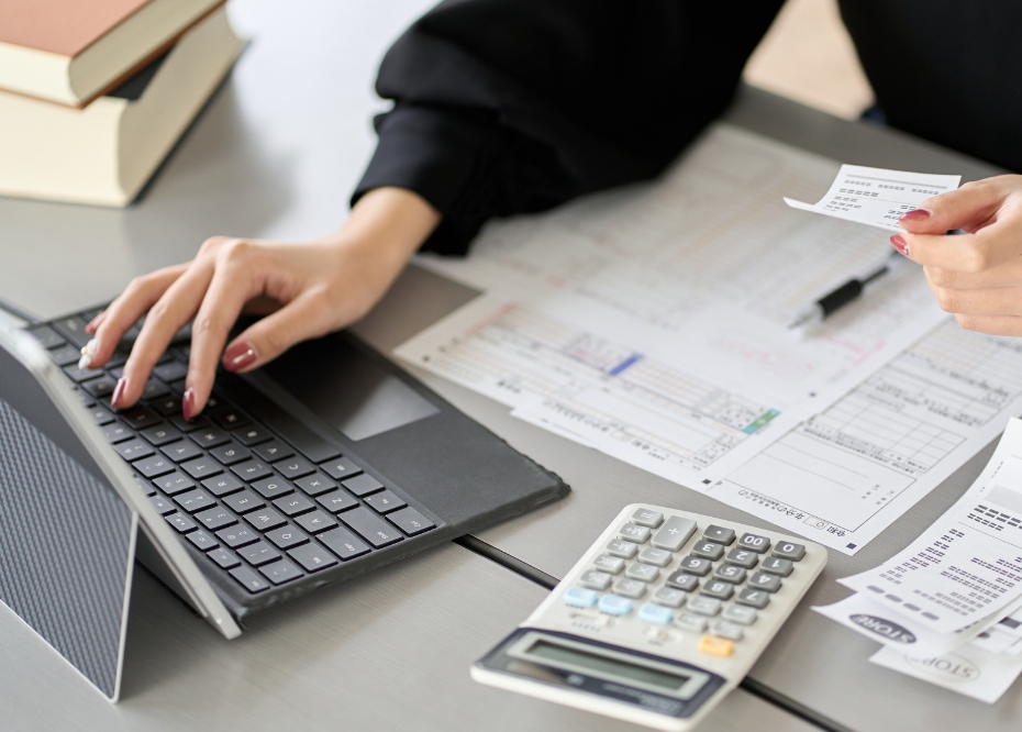 サービス / 会計・決算業務